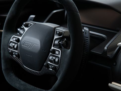 Used 2022 Ford GT RWD image 65