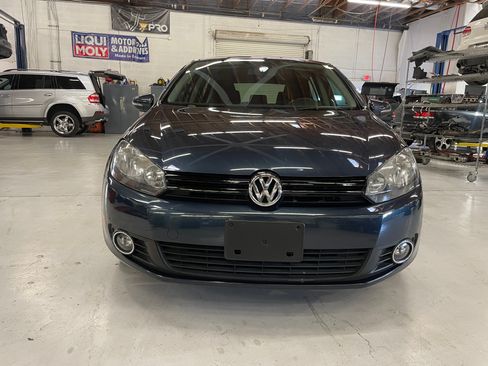 Used 2013 Volkswagen Golf TDI image 3