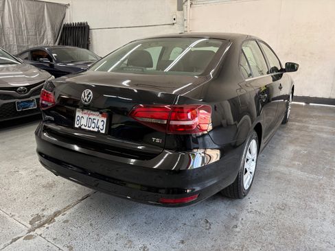 Used 2017 Volkswagen Jetta S Sedan FWD image 6