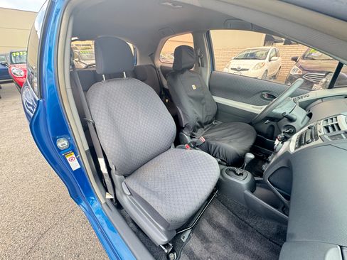 Used 2009 Toyota Yaris image 15