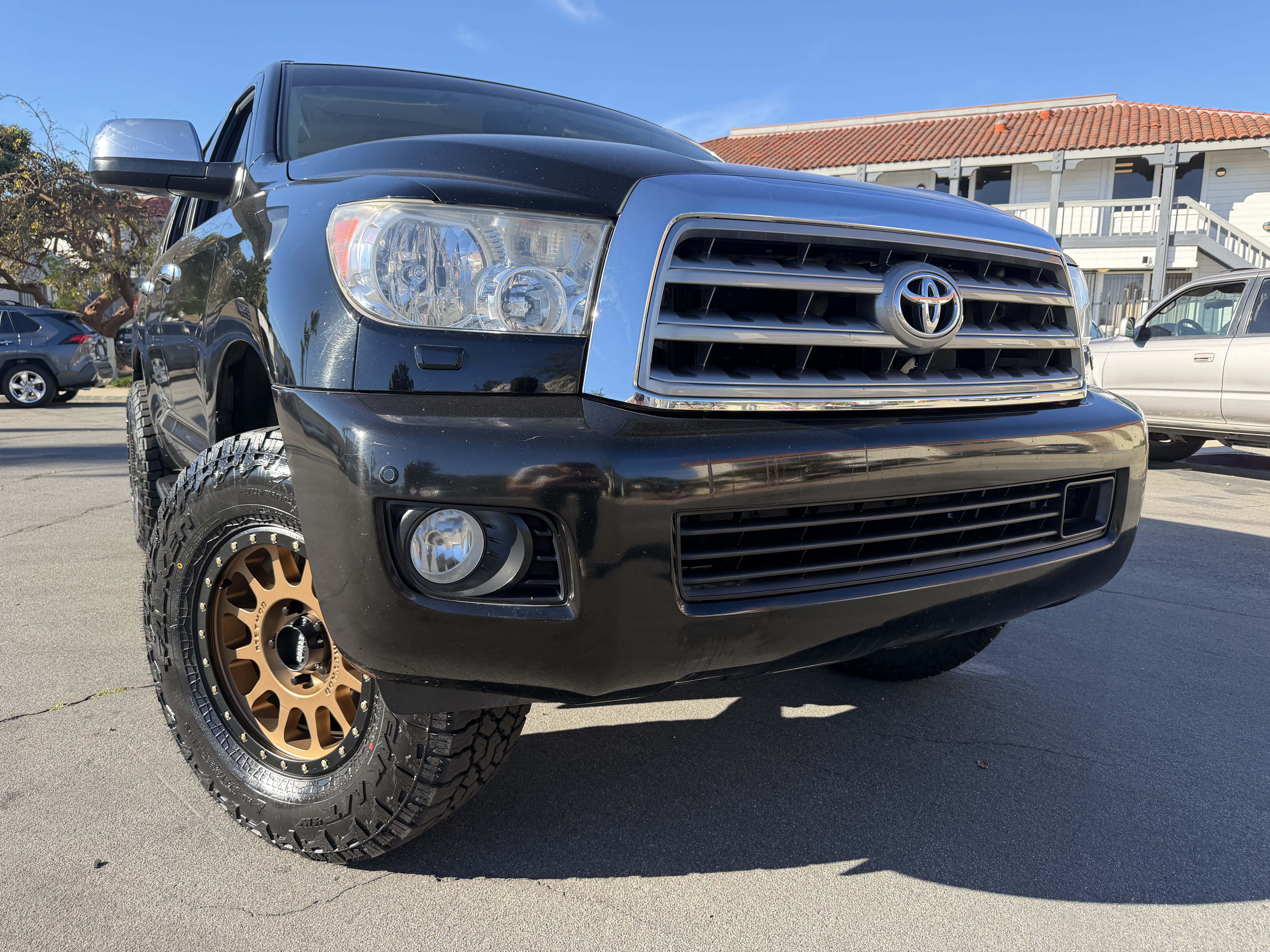 Used 2012 Toyota Sequoia Platinum AWD/4WD image 12