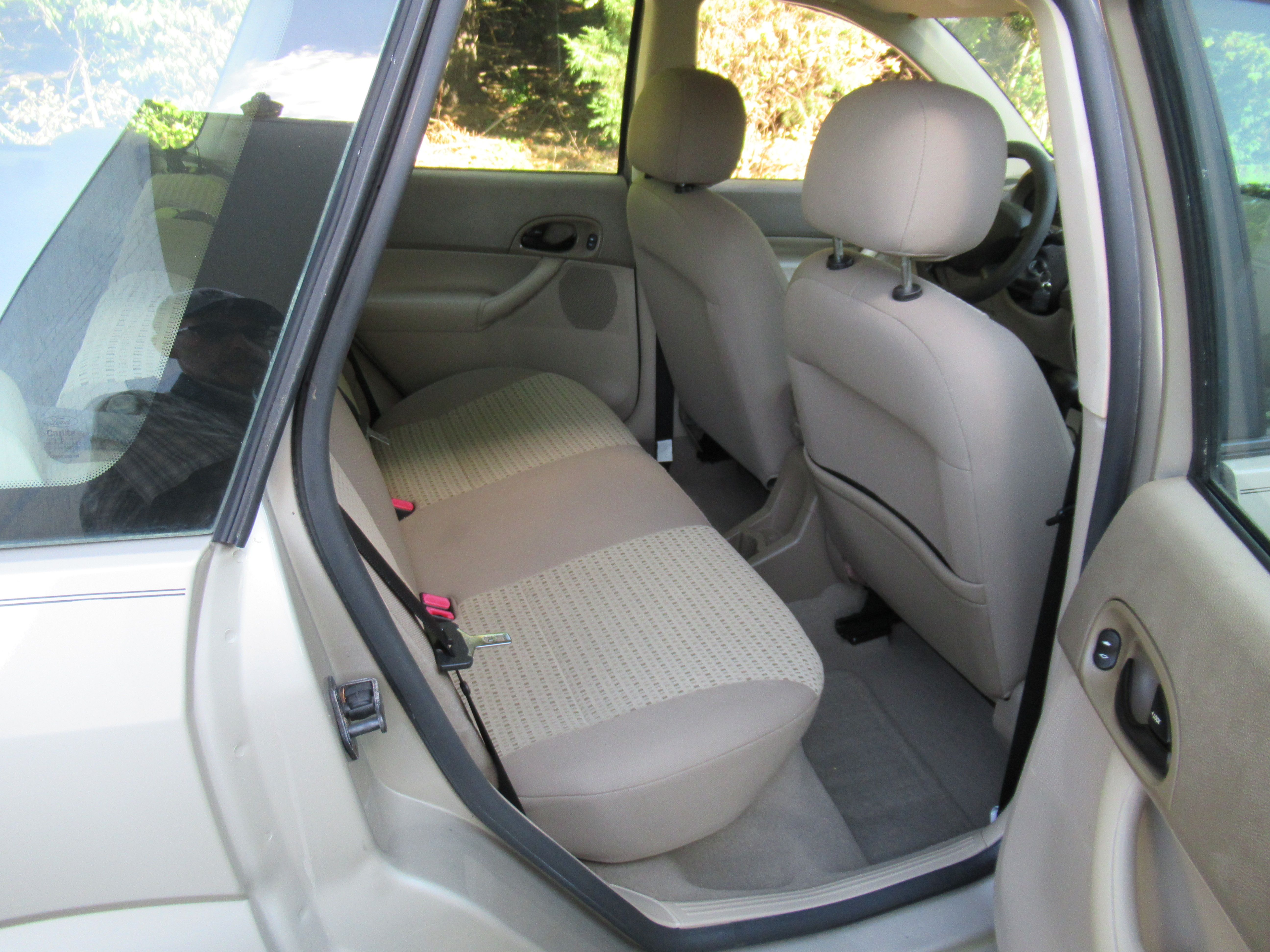 Used 2007 Ford Focus ZXW Wagon FWD image 16