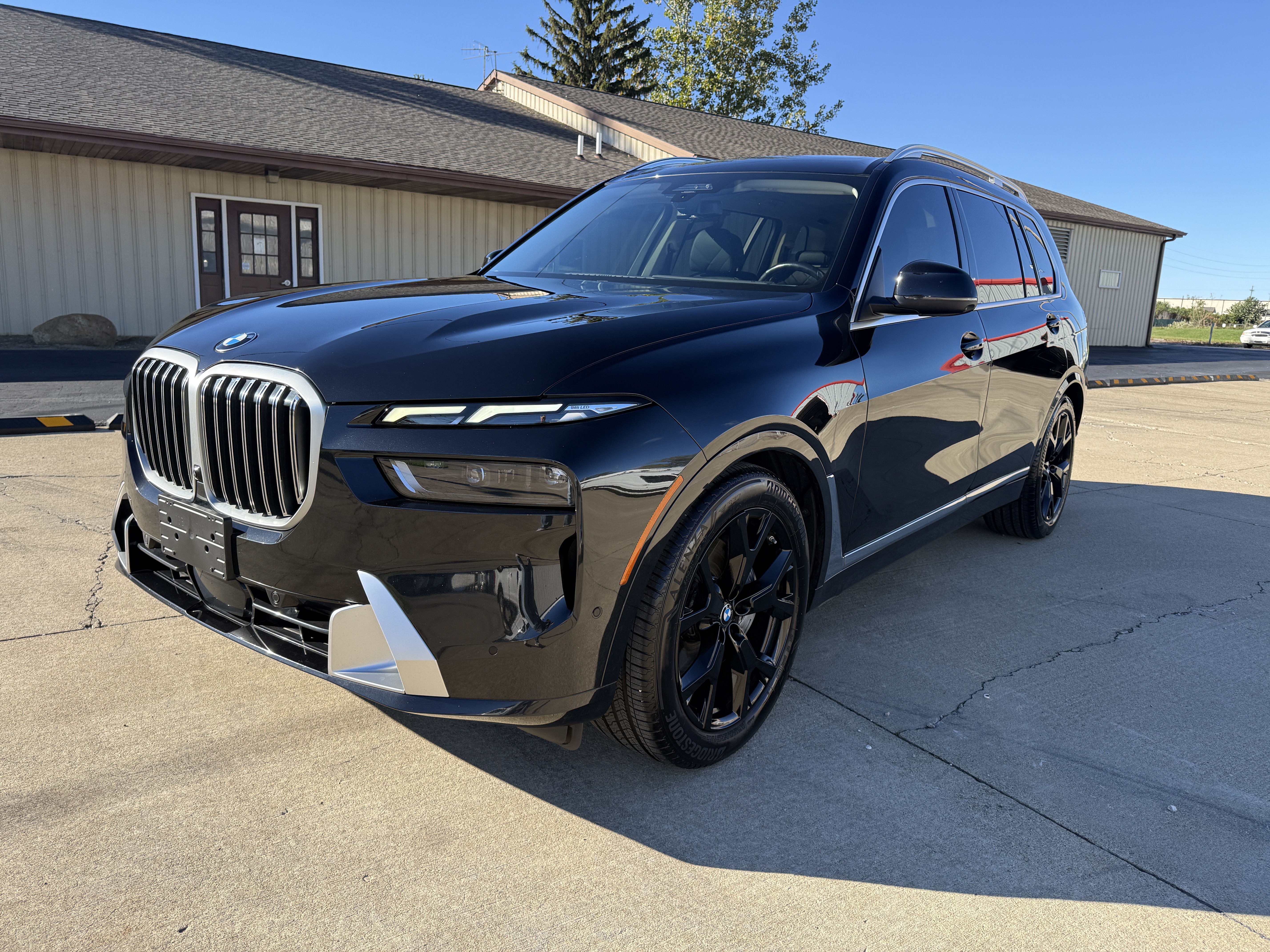 Used 2024 BMW X7 xDrive40i AWD/4WD image 19