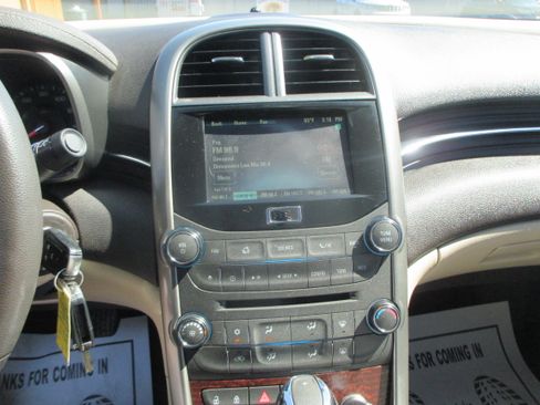Used 2013 Chevrolet Malibu LT FWD image 7
