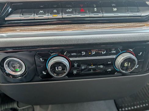 Used 2024 Chevrolet Silverado 1500 LT AWD/4WD image 12