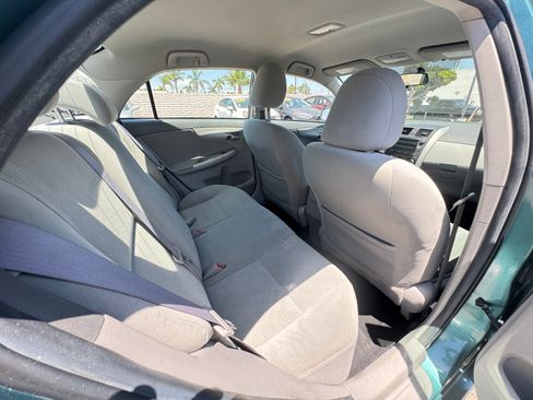 Used 2010 Toyota Corolla LE FWD image 19