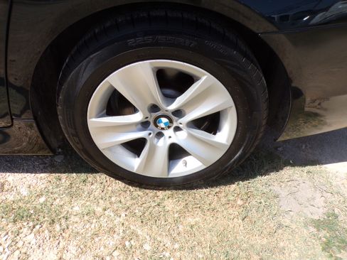 Used 2013 BMW 528i Sedan RWD image 9