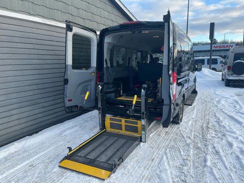 Used 2019 Ford Transit 350 XL image 3