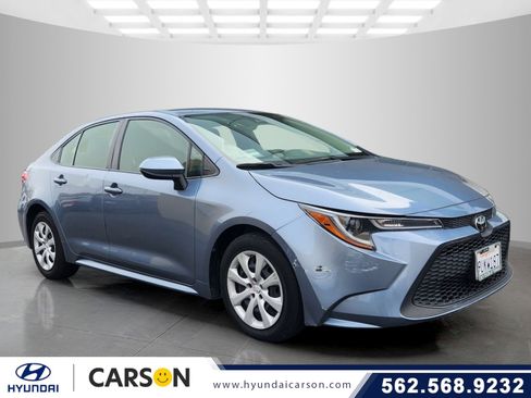 Used 2022 Toyota Corolla LE image 1