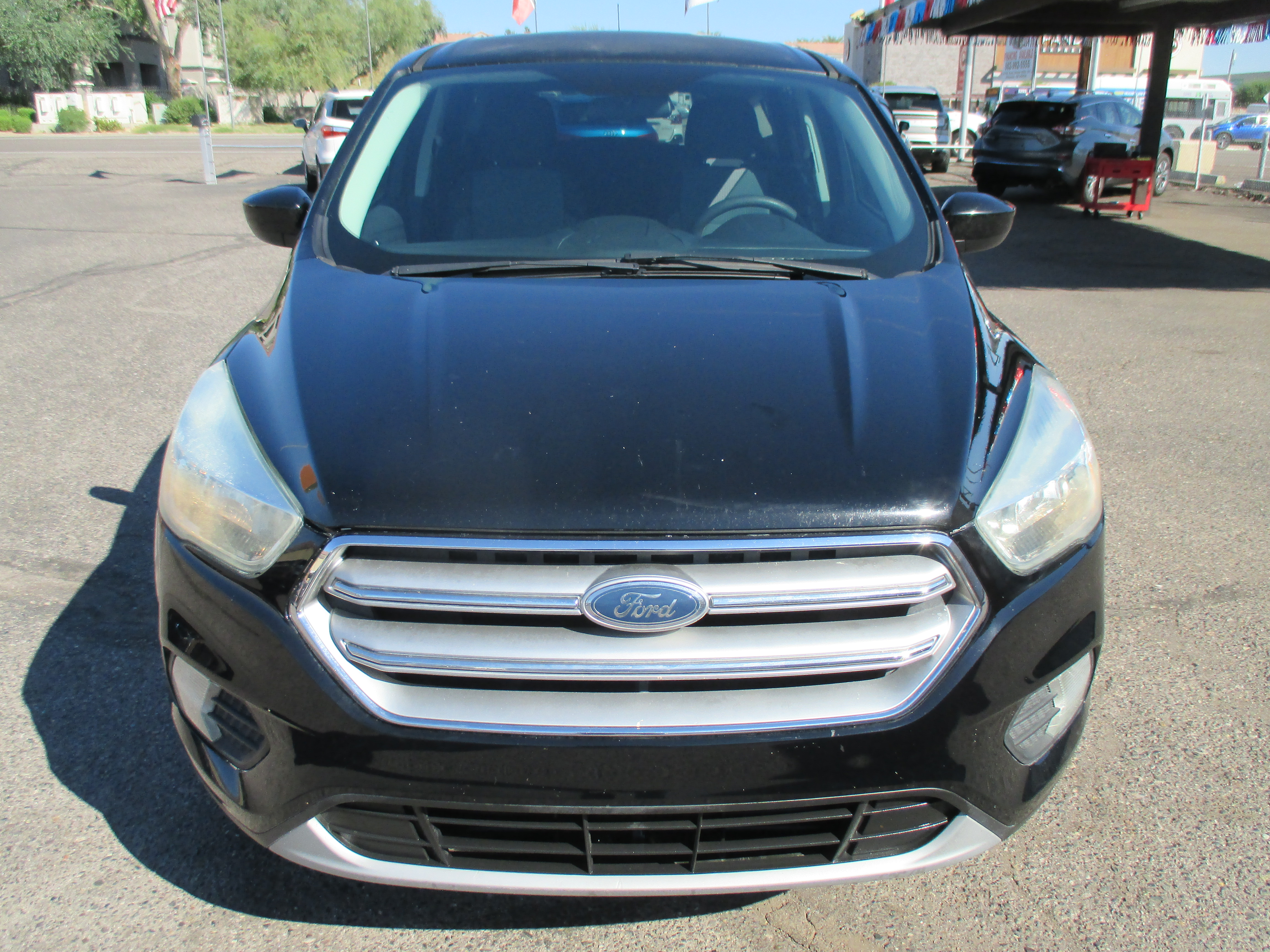 Used 2017 Ford Escape SE Sport Utility 4D FWD image 16