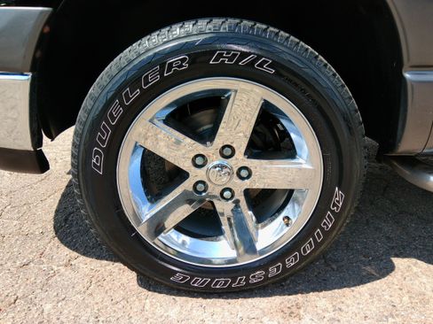 Used 2004 Dodge Ram 1500 Truck SLT image 21