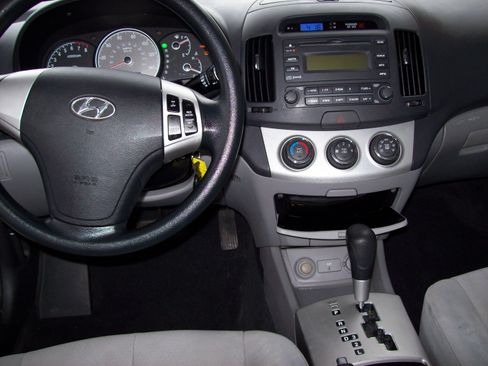 Used 2008 Hyundai Elantra SE image 11