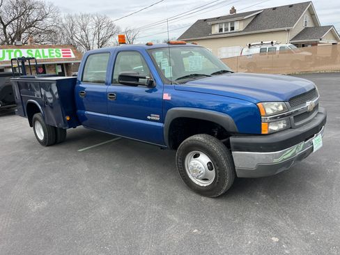 Used 2004 Chevrolet Silverado 3500 W/T image 4