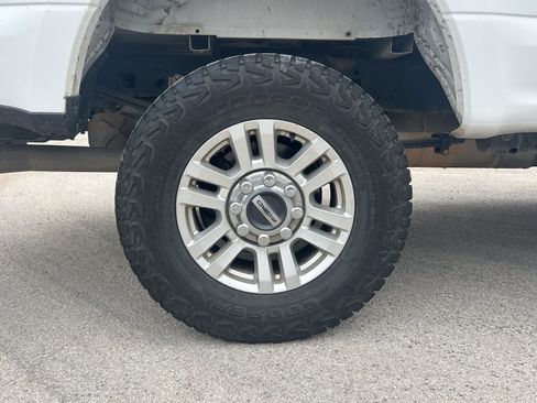 Used 2019 Ford F250 4x4 SuperCab Super Duty image 16