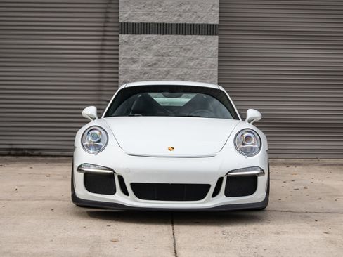Used 2015 Porsche 911 GT3 image 3