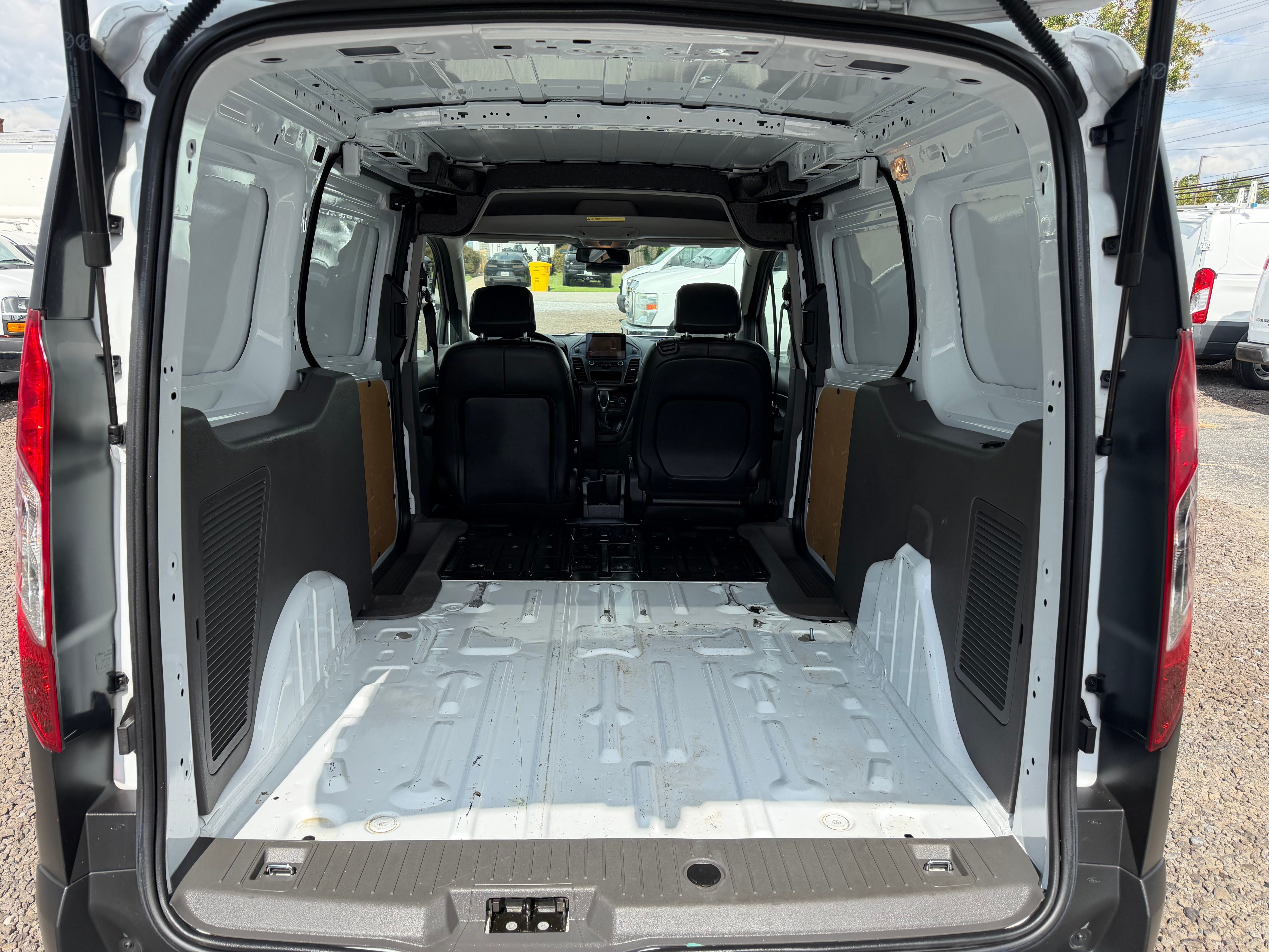 Used 2020 Ford Transit Connect XL Long Wheel Base FWD image 7