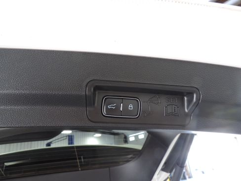 Used 2023 Ford Explorer 4WD ST image 36
