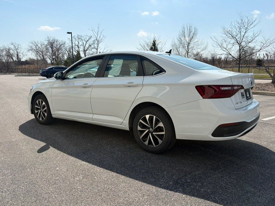Used 2022 Volkswagen Jetta S FWD image 8