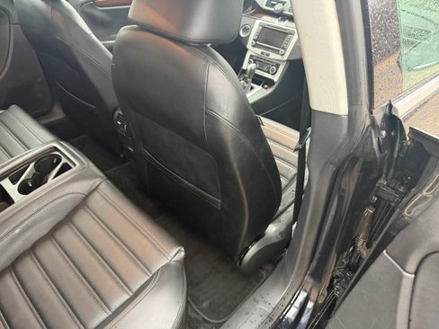 Used 2012 Volkswagen CC Lux image 41