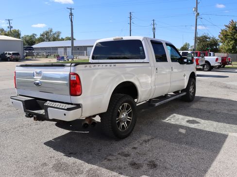 Used 2016 Ford F350 Platinum image 4