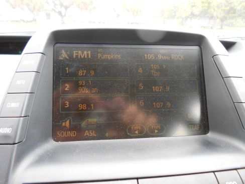 Used 2007 Toyota Prius Touring image 15