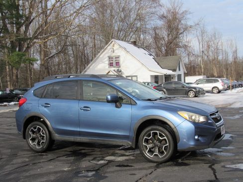 Used 2014 Subaru XV Crosstrek 2.0i Premium image 14