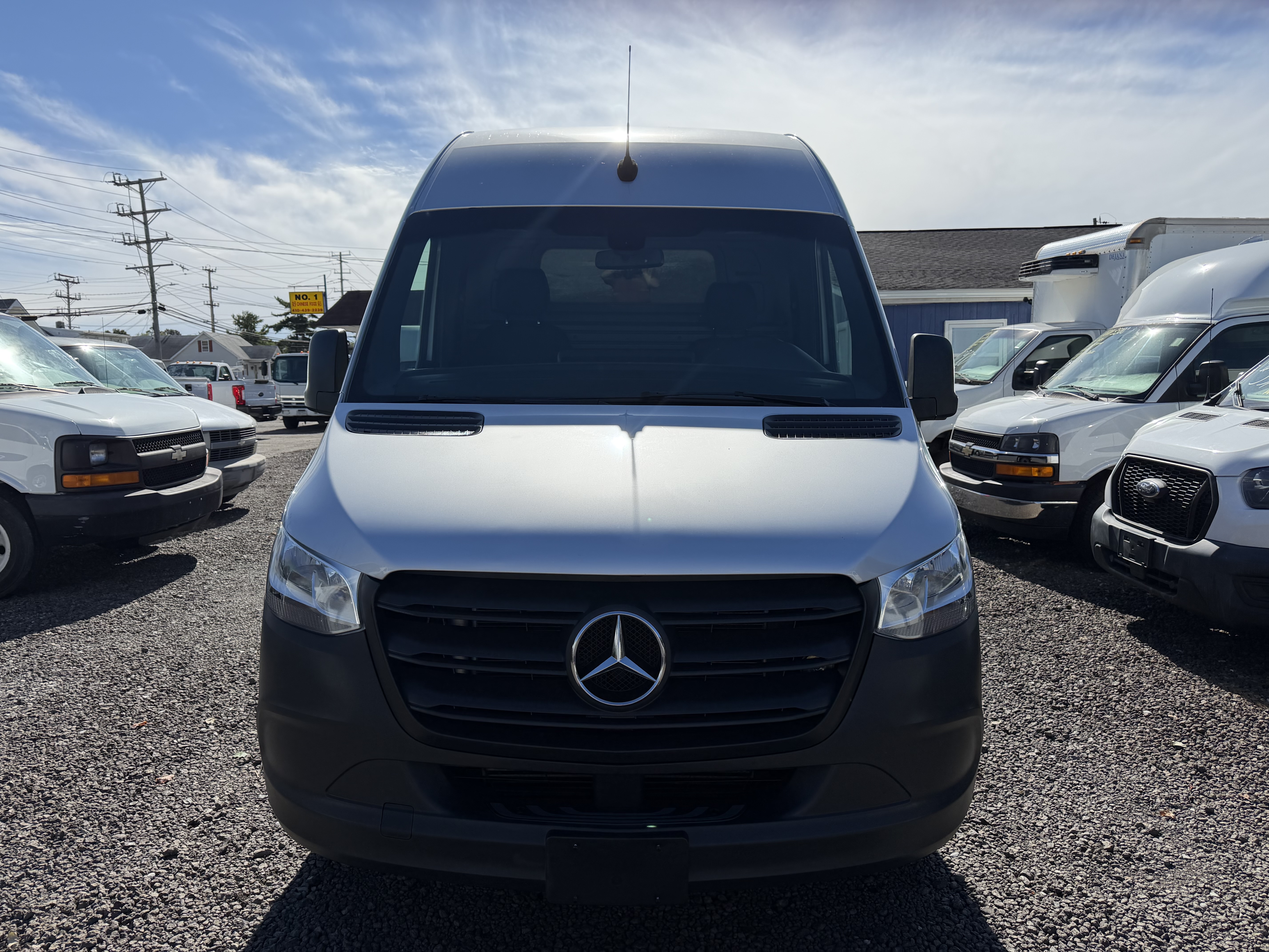 Used 2022 Mercedes-Benz Sprinter 2500 170 Cargo image 2