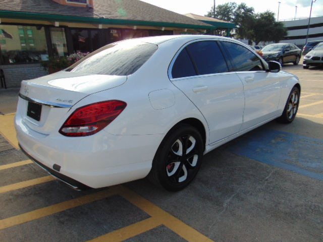Used 2015 Mercedes-Benz C 300 4MATIC Sedan image 9