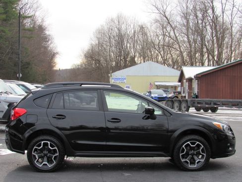 Used 2015 Subaru XV Crosstrek 2.0i Premium image 10