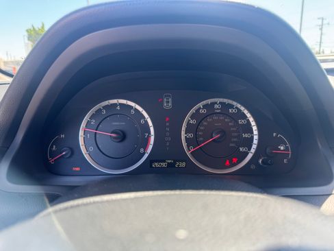 Used 2010 Honda Accord EX-L Sedan image 24