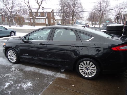 Used 2014 Ford Fusion SE image 6