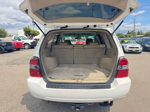 Used 2006 Toyota Highlander 2WD image 24