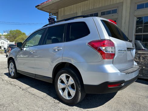 Used 2015 Subaru Forester 2.5i Premium image 3