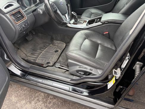 Used 2015 Volvo XC70 T6 Platinum image 10