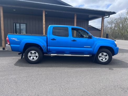 Used 2007 Toyota Tacoma AWD/4WD image 9