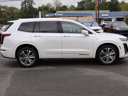 Used 2020 Cadillac XT6 Premium Luxury image 9
