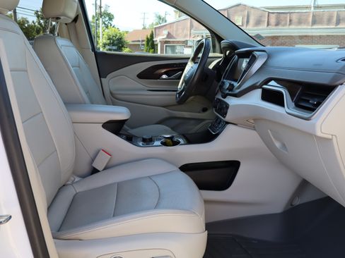 Used 2019 GMC Terrain AWD Denali image 16
