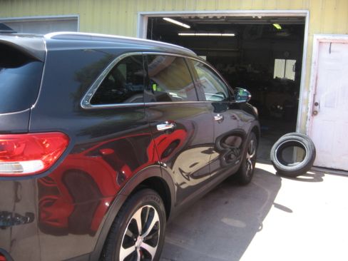 Used 2016 Kia Sorento AWD EX image 4