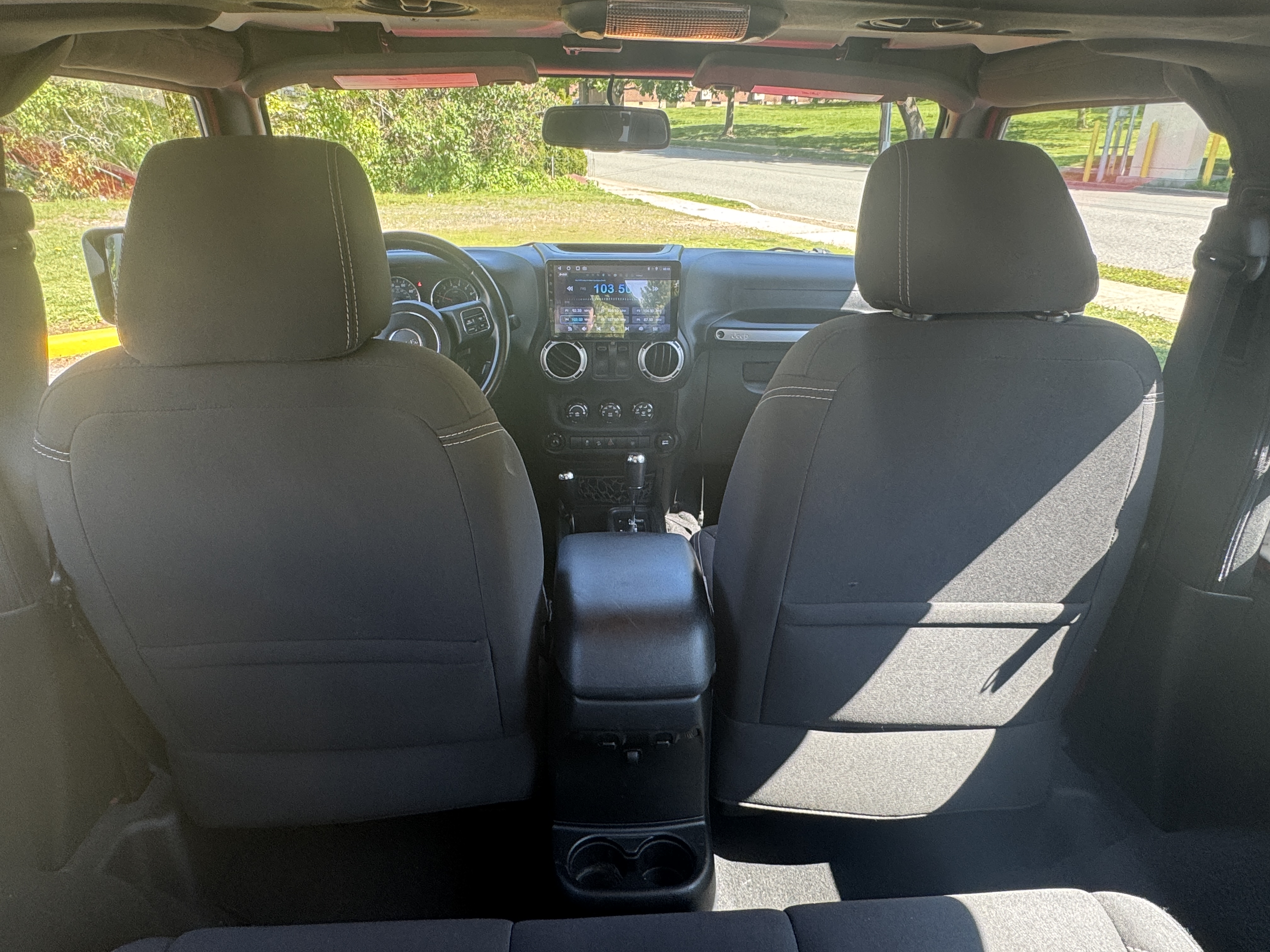 Used 2014 Jeep Wrangler 4WD Rubicon image 17