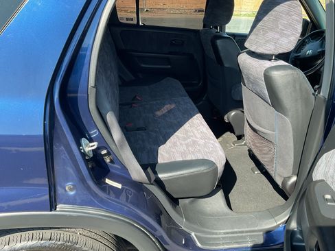 Used 2003 Honda CR-V LX image 12