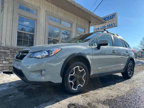 Used 2014 Subaru XV Crosstrek 2.0i Premium image 1