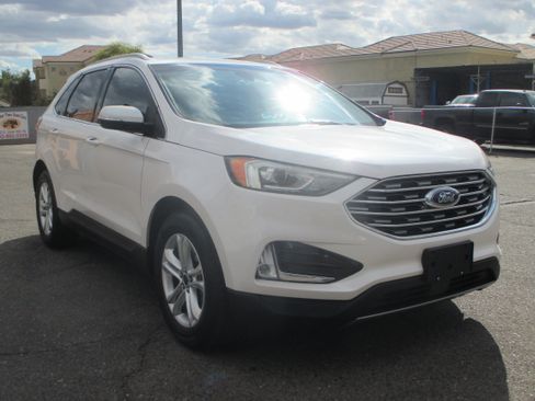 Used 2019 Ford Edge SEL Plus image 17
