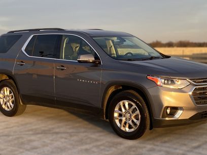 Used 2020 Chevrolet Traverse LT