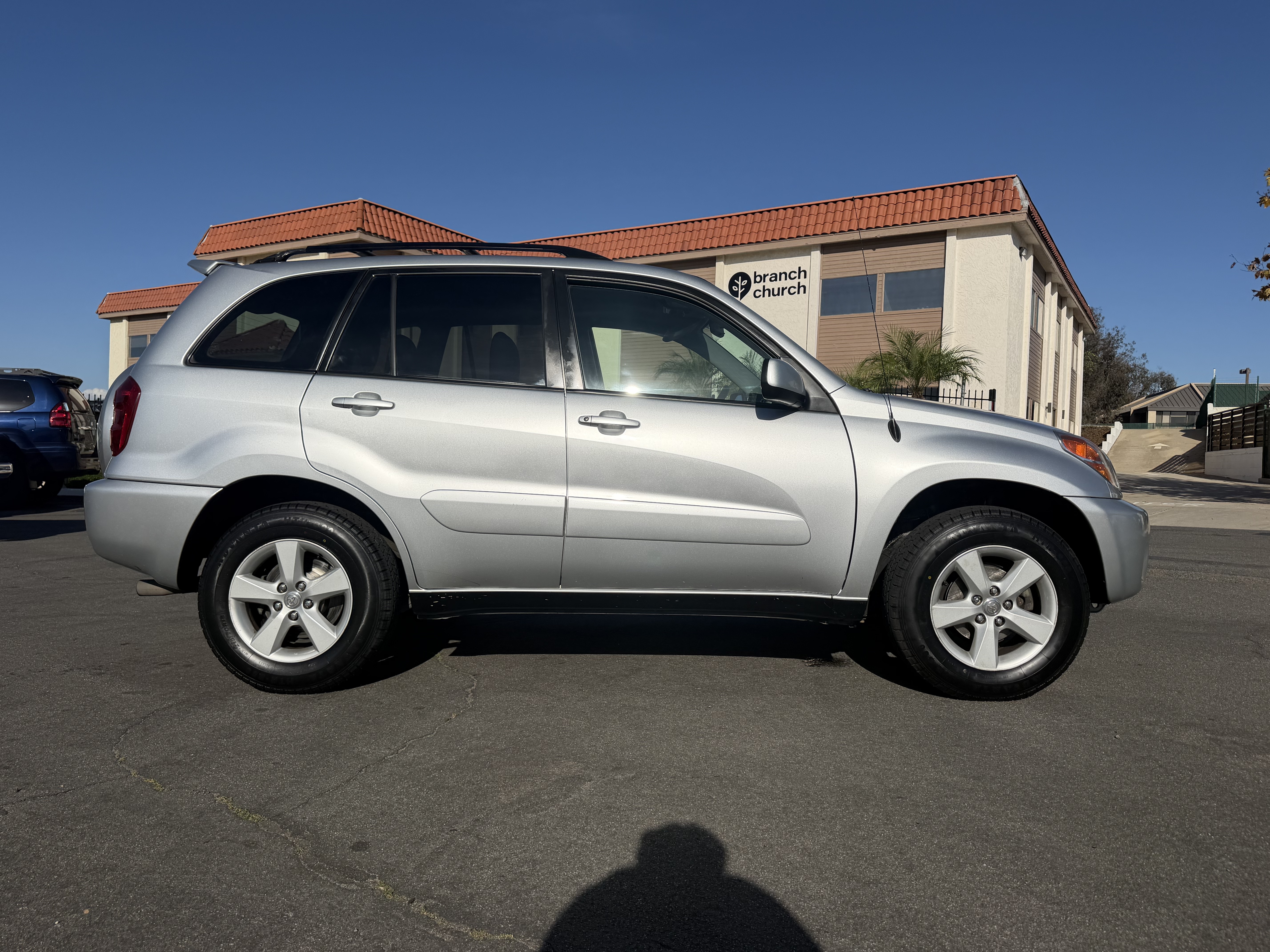 Used 2004 Toyota RAV4 L FWD image 18