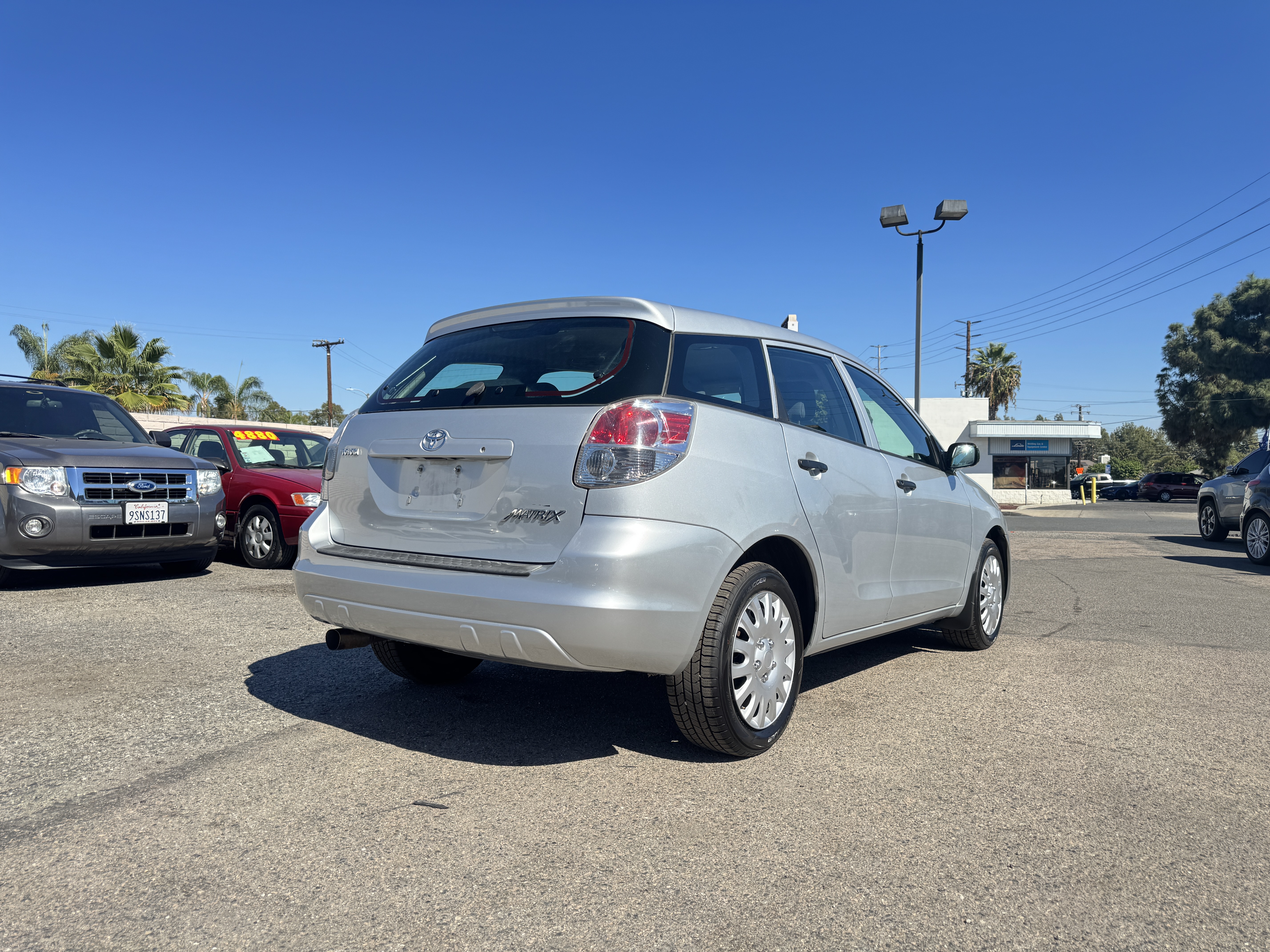 Used 2006 Toyota Matrix UNAVAIL FWD image 8