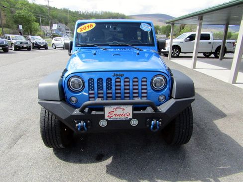 Used 2016 Jeep Wrangler 4WD Unlimited Sport image 8