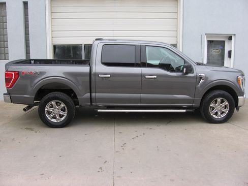 Used 2022 Ford F150 XLT image 24