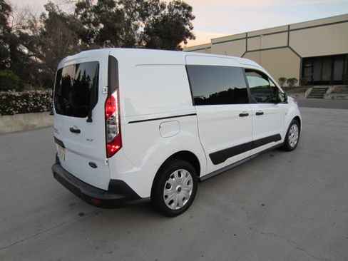 Used 2019 Ford Transit Connect XLT Long Wheel Base FWD image 14