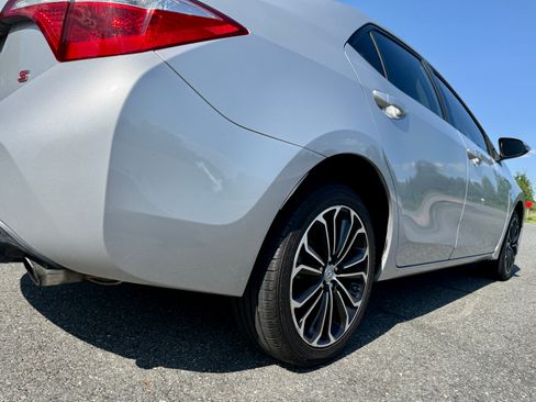 Used 2015 Toyota Corolla S Plus Sedan 4D FWD image 5