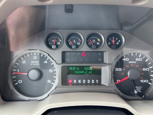 Used 2008 Ford F250 XL image 8